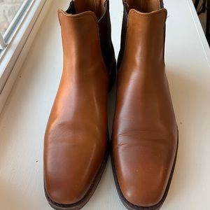 Size 8D Liverpool Chelsea Dress Boot